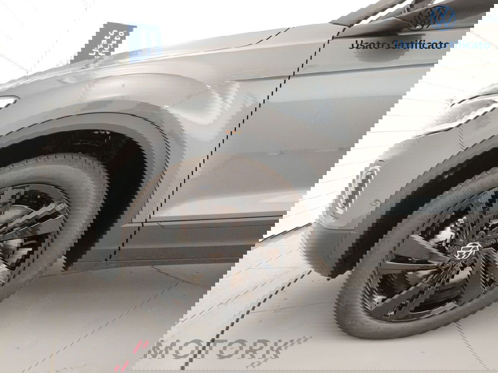 Volkswagen T-Roc nuova a Varese (6)