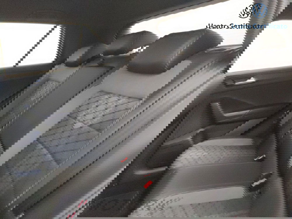 Volkswagen T-Roc usata a Varese (12)