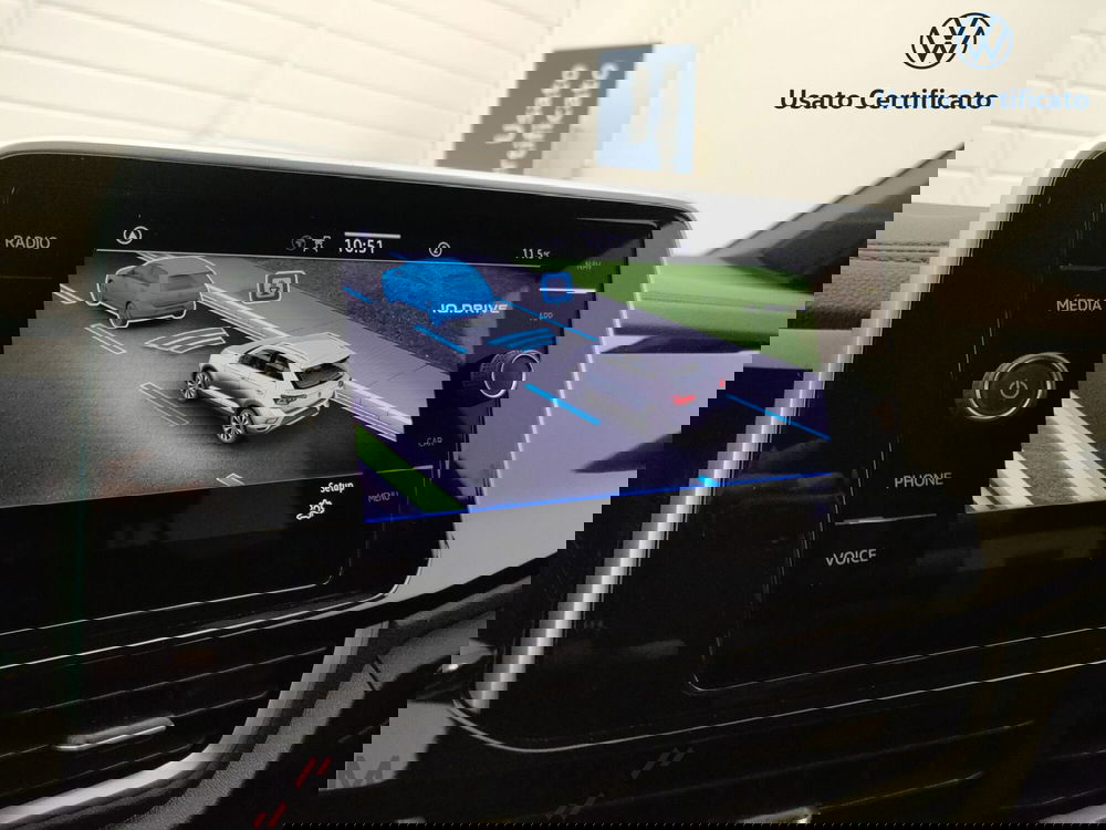 Volkswagen T-Roc usata a Varese (17)