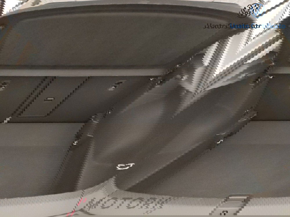 Volkswagen T-Roc usata a Varese (10)