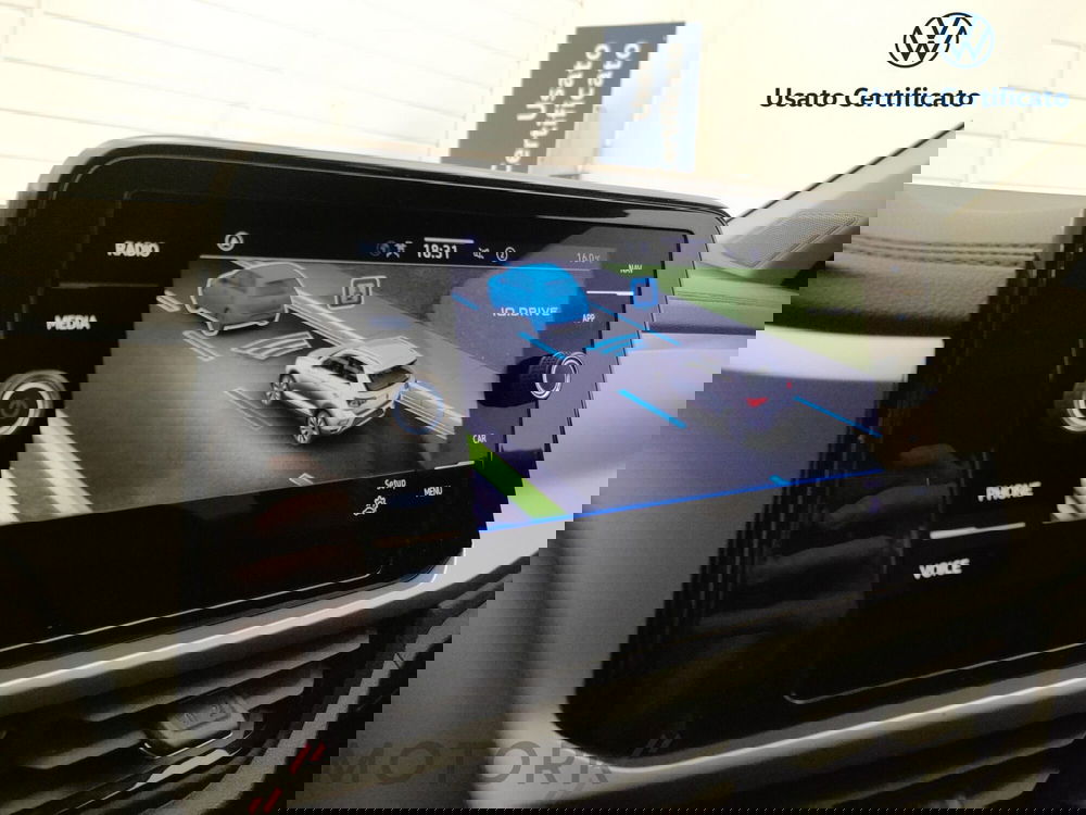 Volkswagen T-Roc usata a Varese (15)