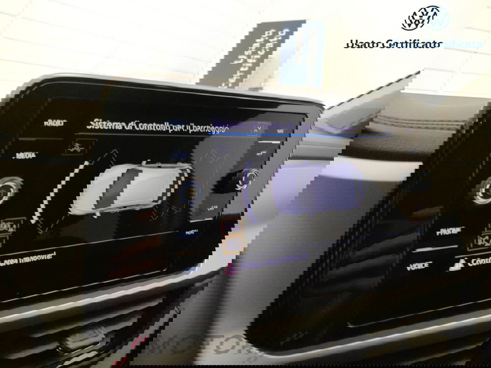 Volkswagen T-Roc usata a Varese (16)