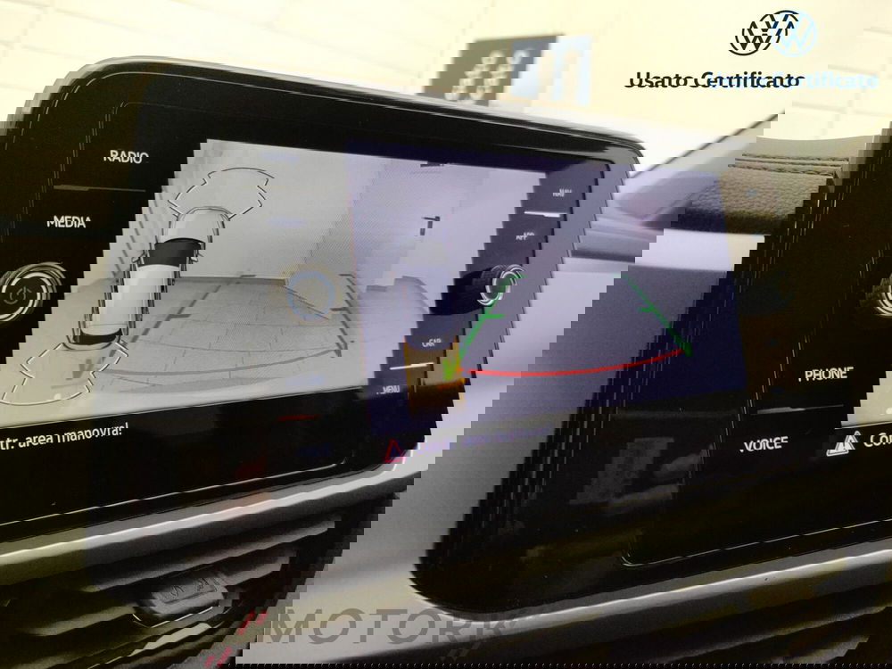 Volkswagen T-Roc usata a Varese (17)