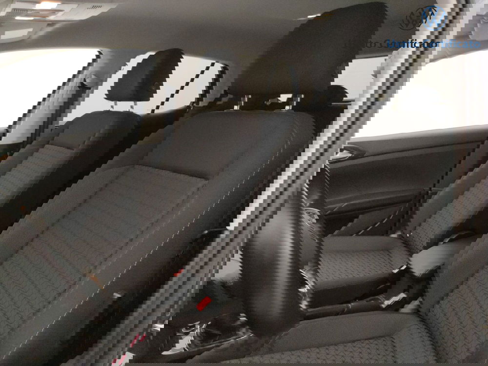 Volkswagen T-Cross usata a Varese (12)