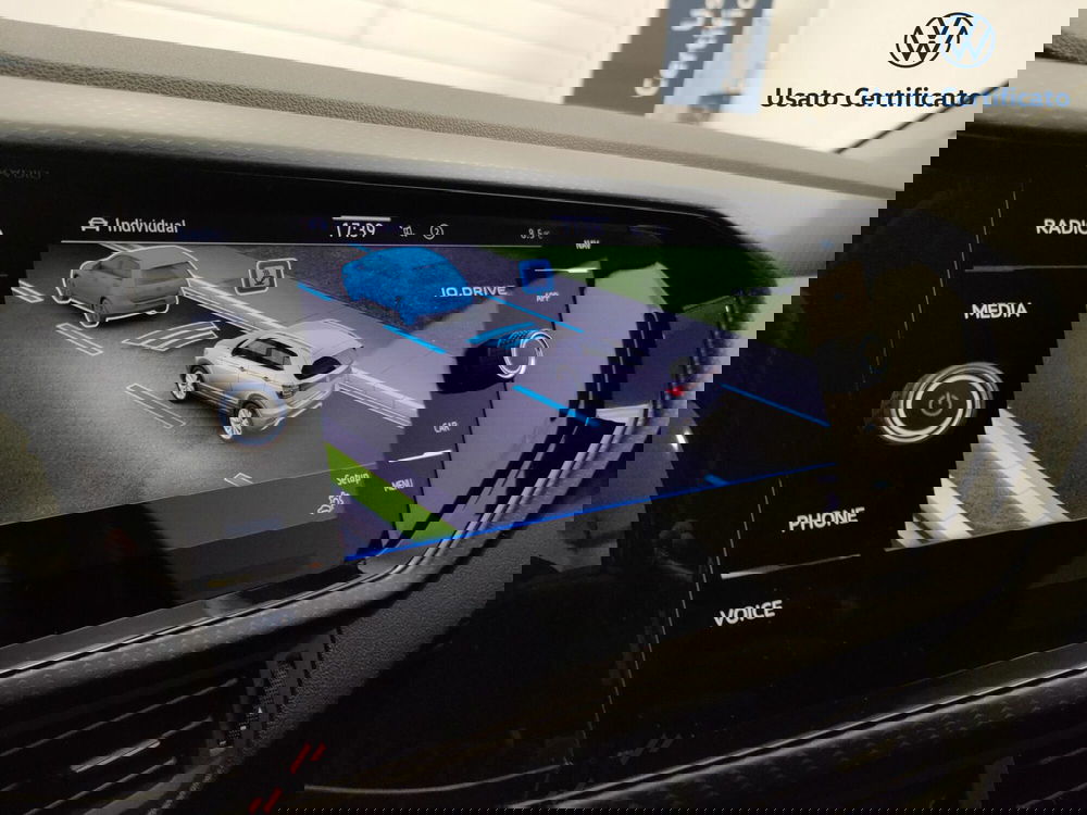 Volkswagen T-Cross usata a Varese (16)