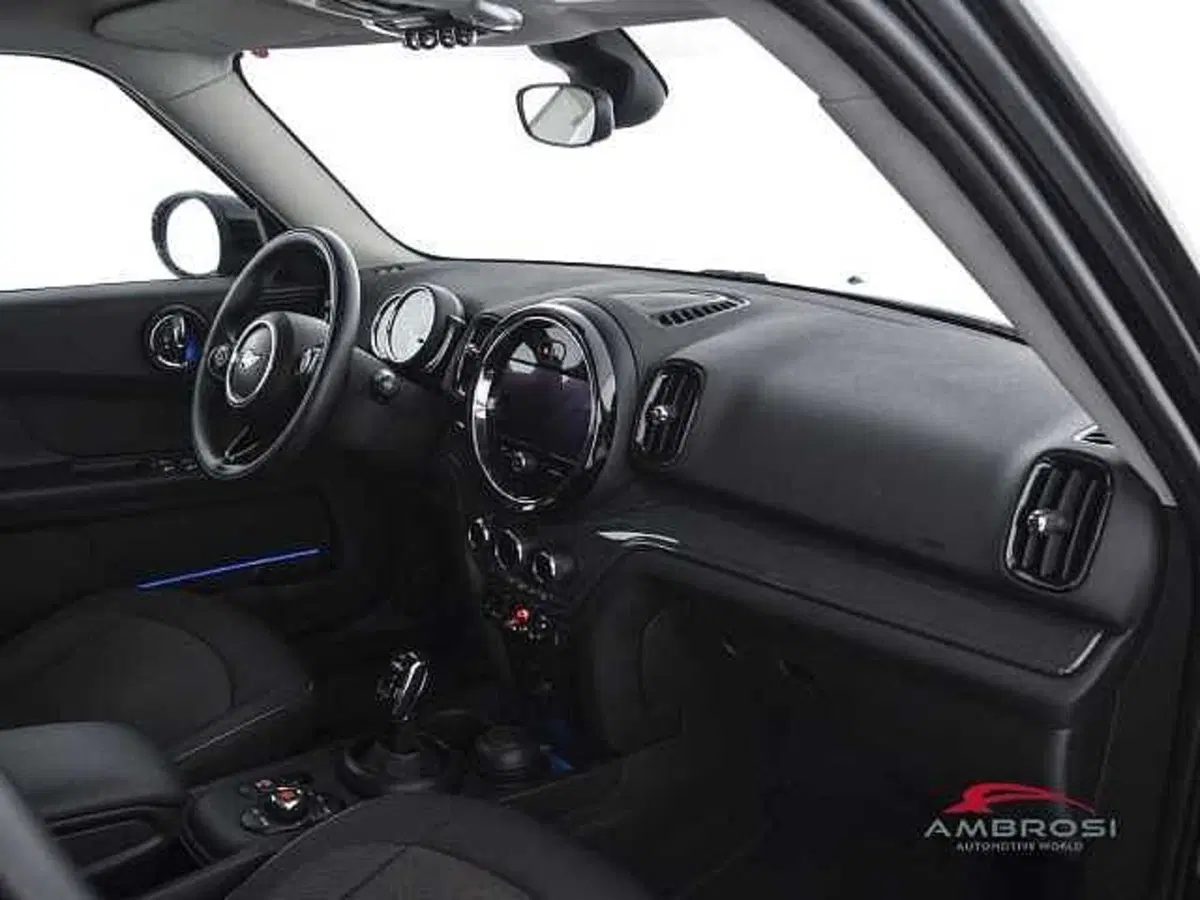 MINI Mini Countryman usata a Viterbo (12)