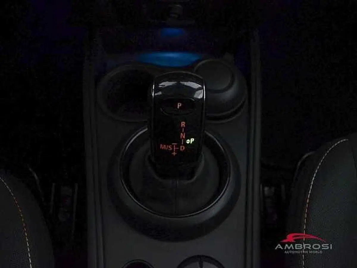 MINI Mini Countryman usata a Viterbo (18)