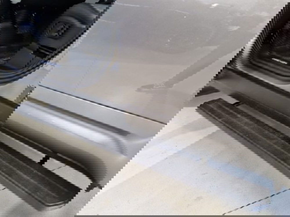 Land Rover Defender usata a Livorno (13)