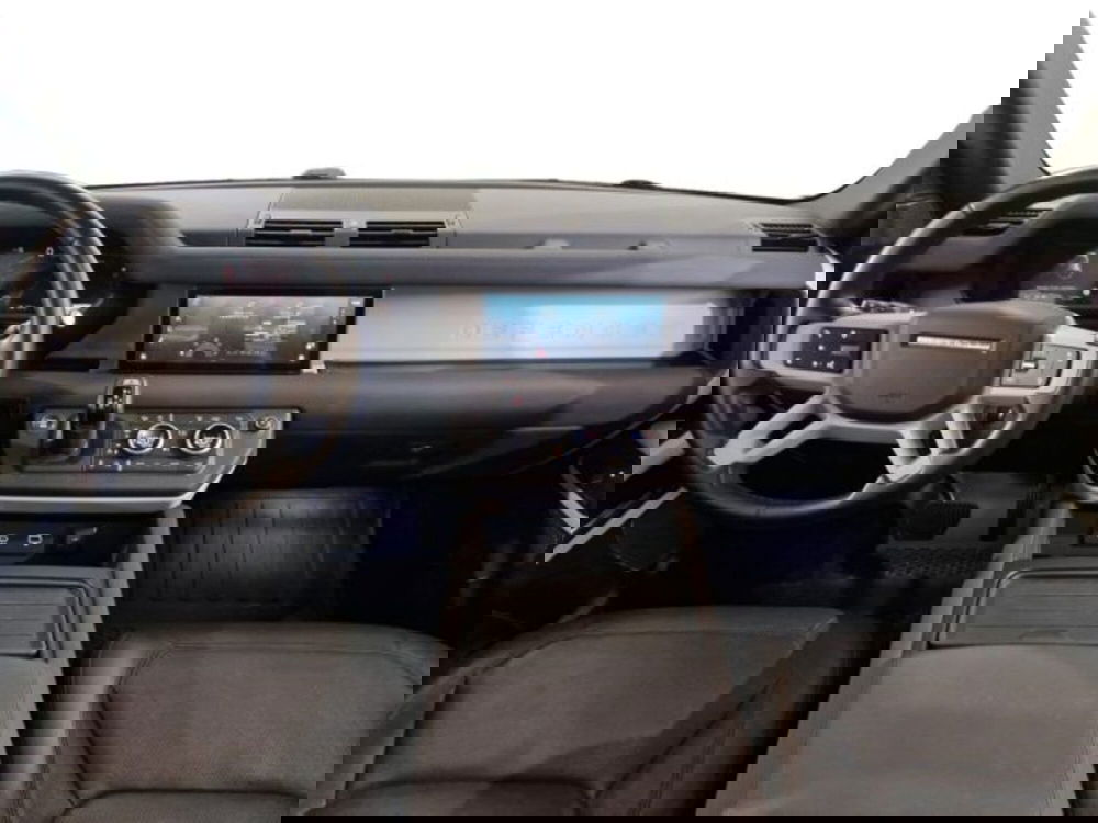 Land Rover Defender usata a Livorno (4)