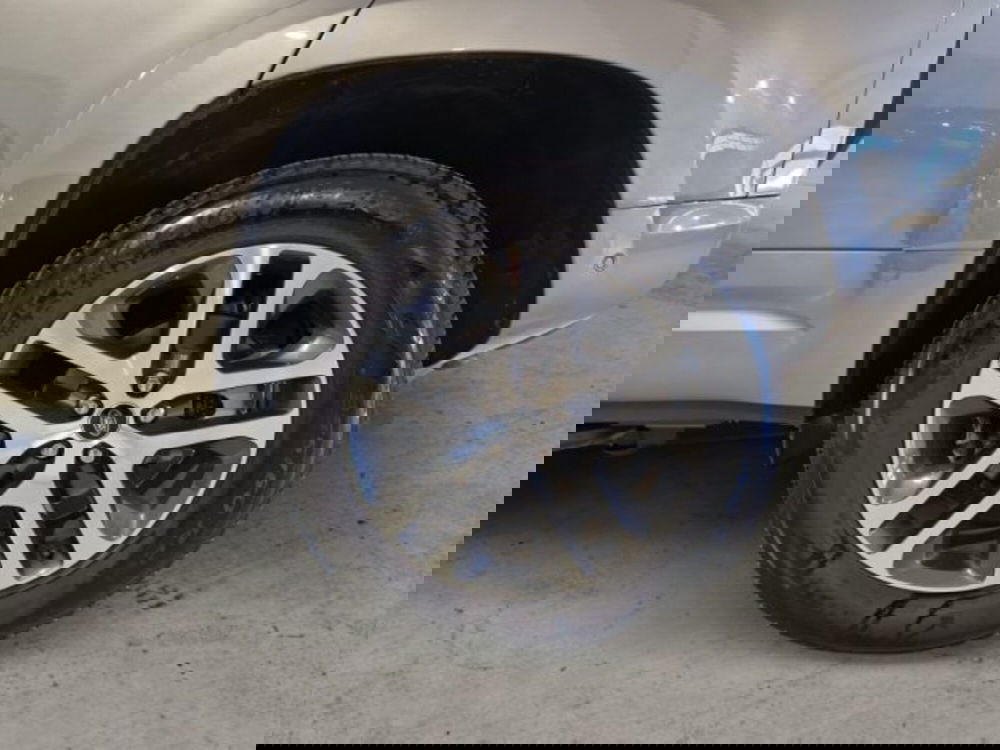 Land Rover Defender usata a Livorno (9)