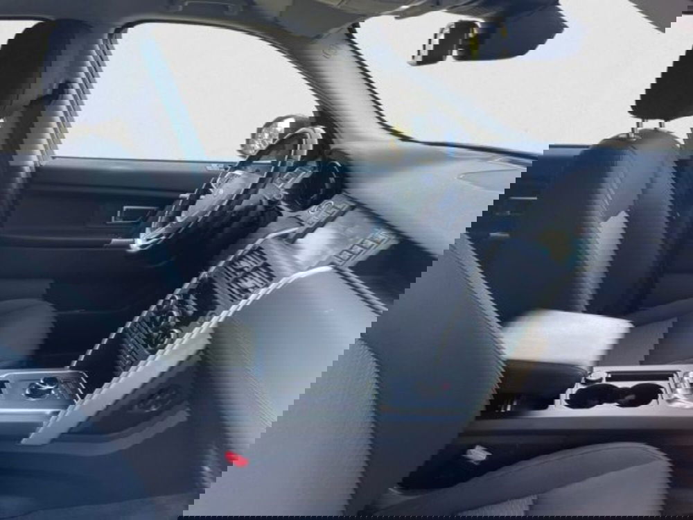 Land Rover Discovery Sport usata a Livorno (12)