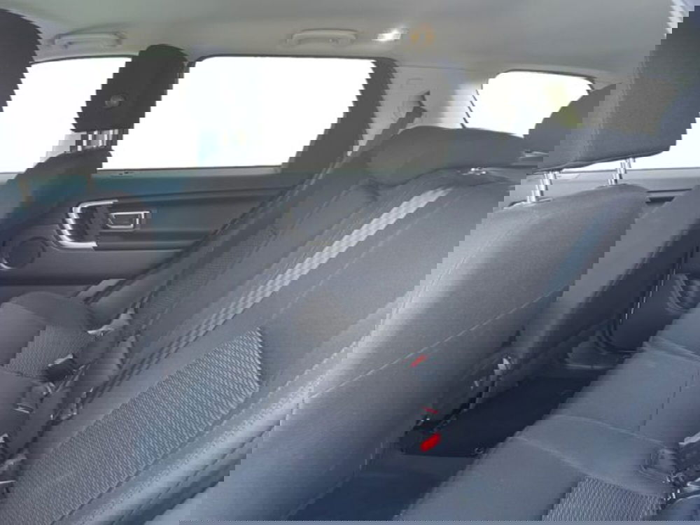 Land Rover Discovery Sport usata a Livorno (16)