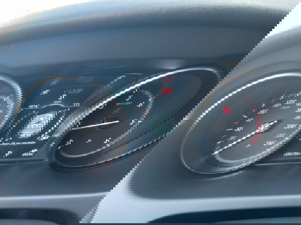 Land Rover Discovery Sport usata a Livorno (17)