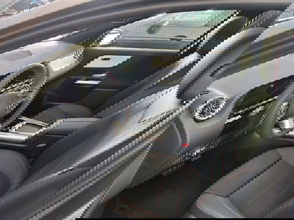 Mercedes-Benz GLA SUV nuova a Potenza (11)