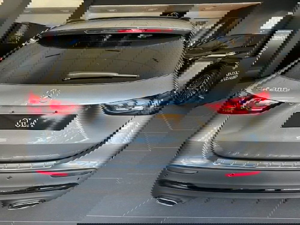 Mercedes-Benz GLA SUV nuova a Potenza (4)