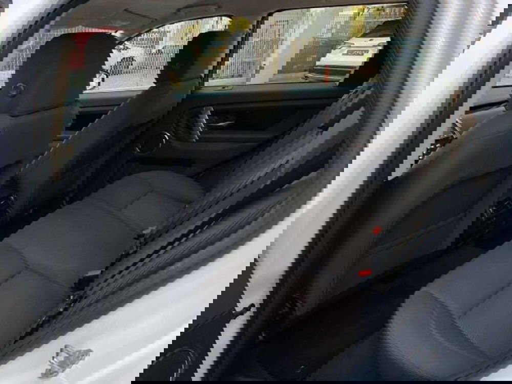 Land Rover Discovery Sport usata a Savona (11)