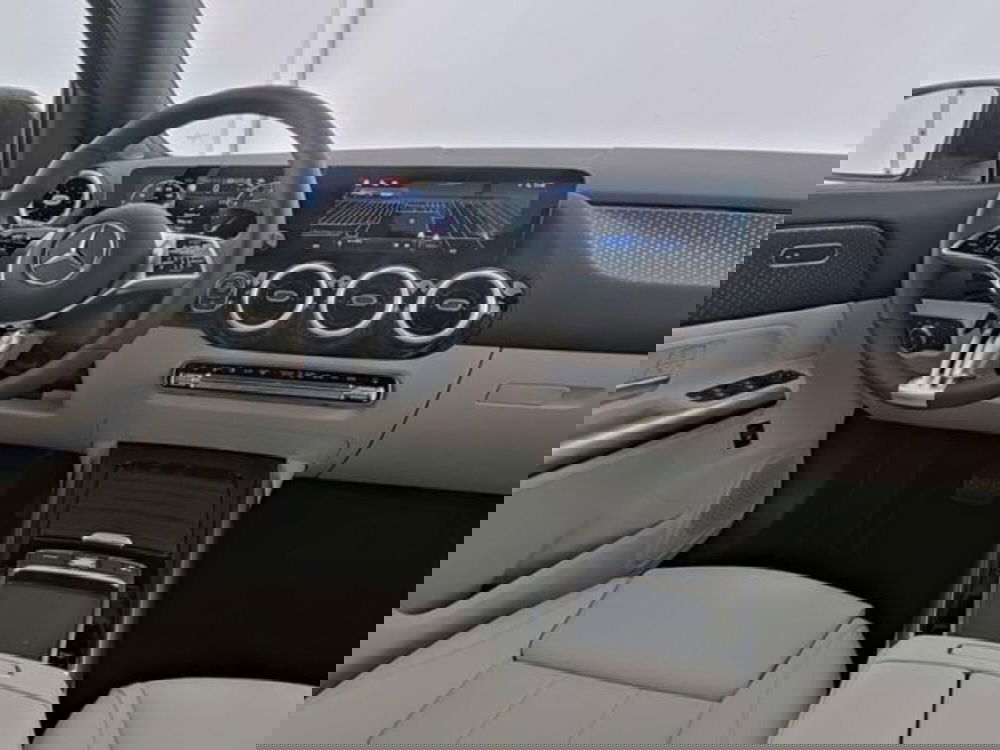 Mercedes-Benz GLA SUV usata a Milano (3)