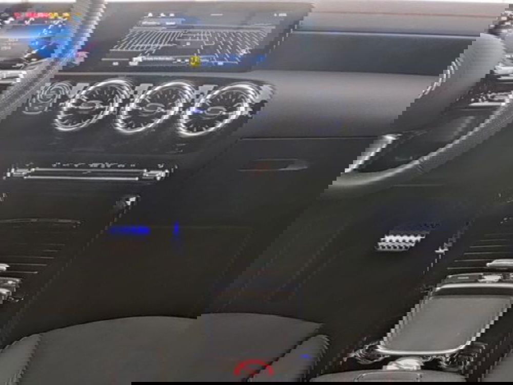 Mercedes-Benz CLA usata a Milano (5)