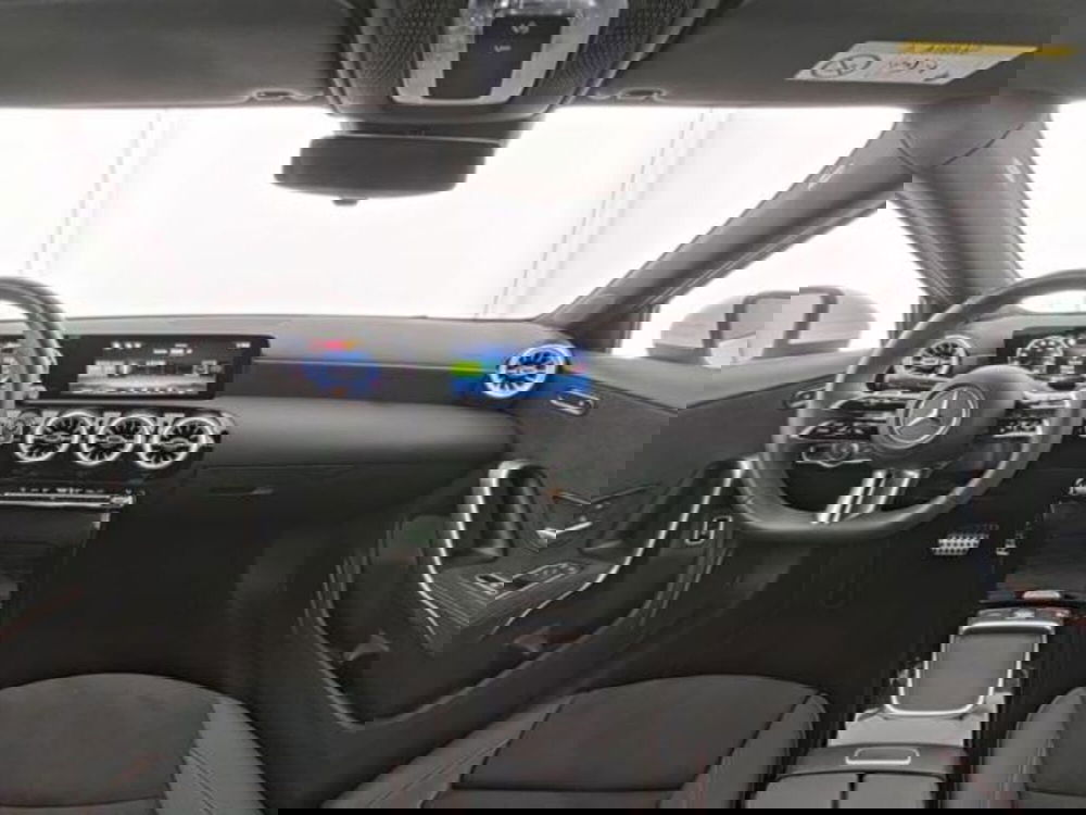 Mercedes-Benz Classe A Sedan usata a Milano (7)