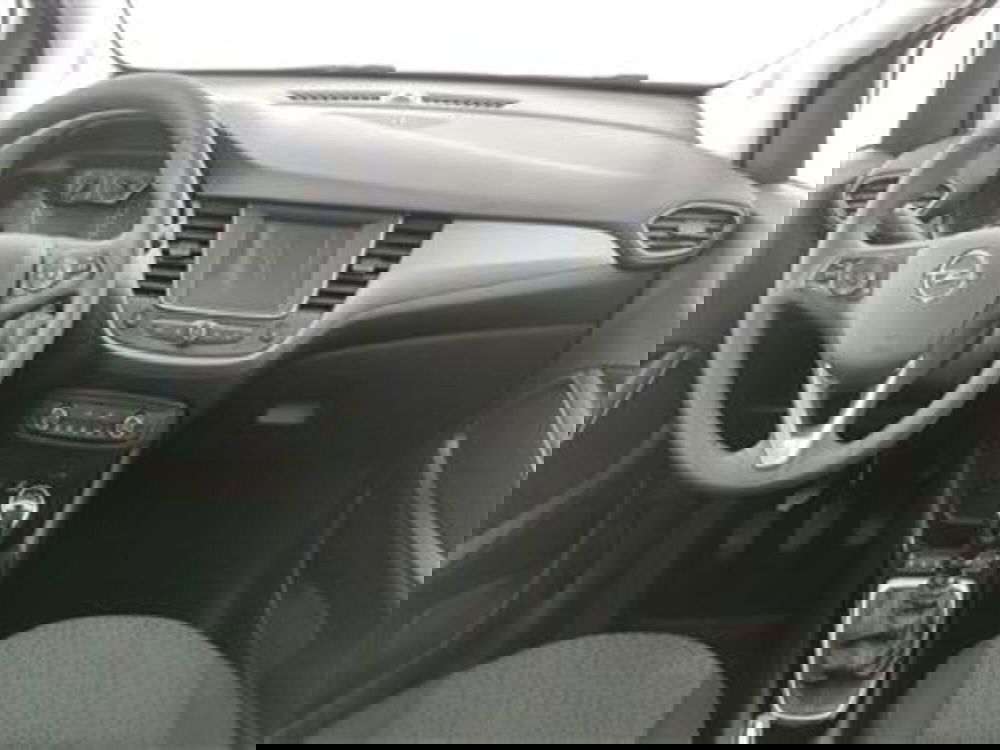 Opel Crossland X usata a Bari (14)