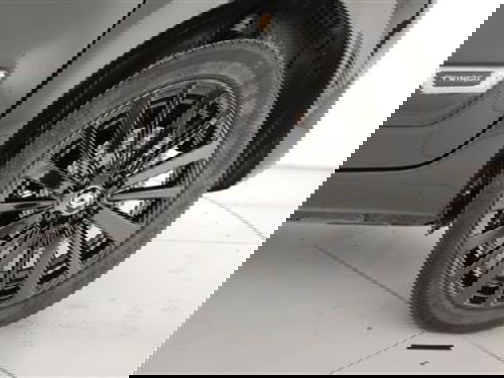 Renault Twingo usata a Bari (12)