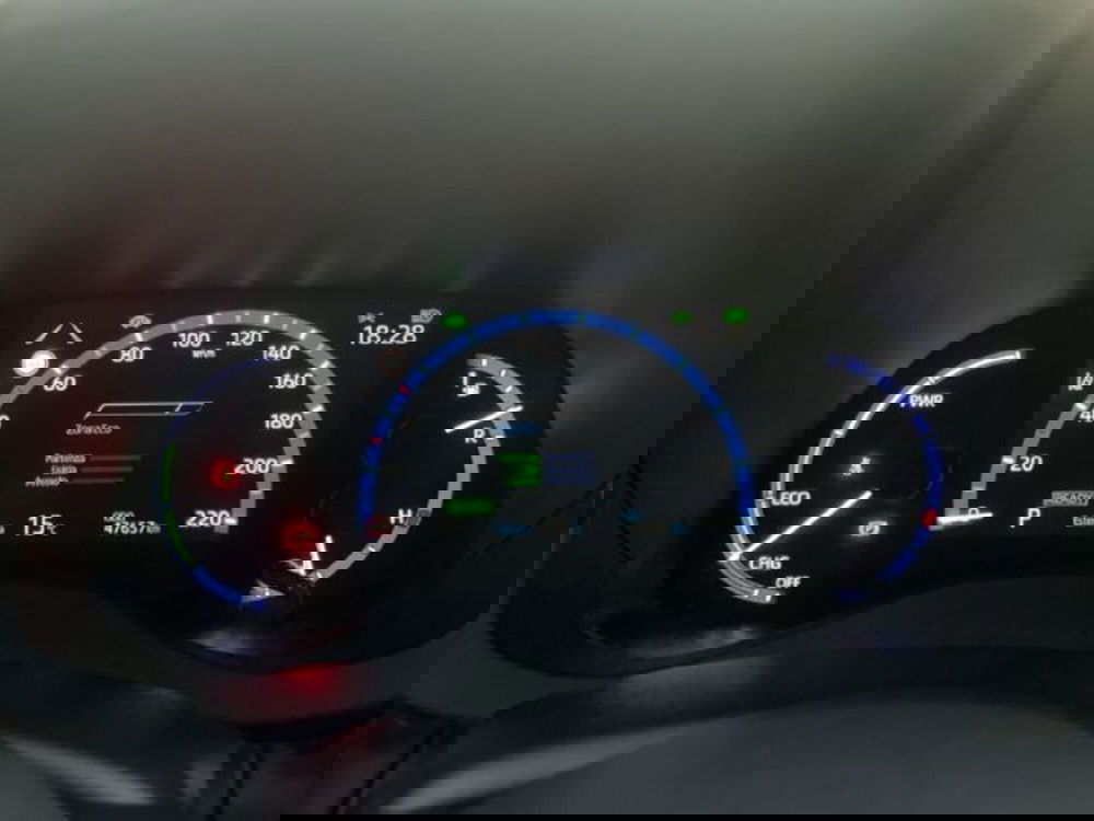 Toyota Yaris Cross usata a Vercelli (12)