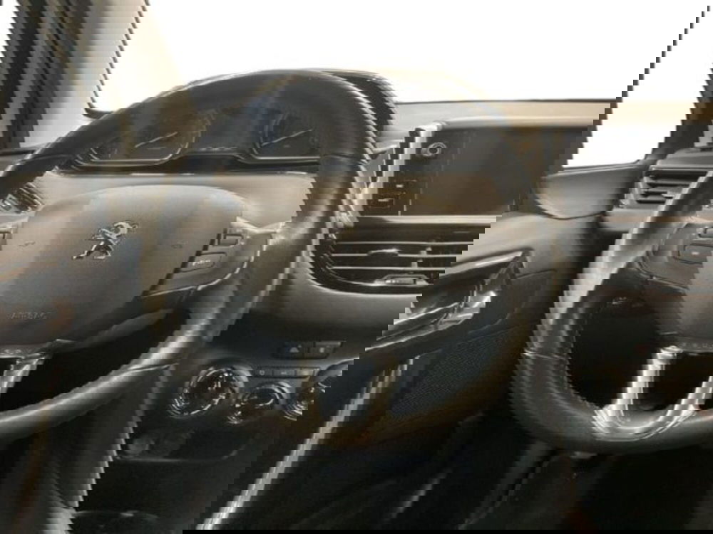 Peugeot 208 usata a Vercelli (9)