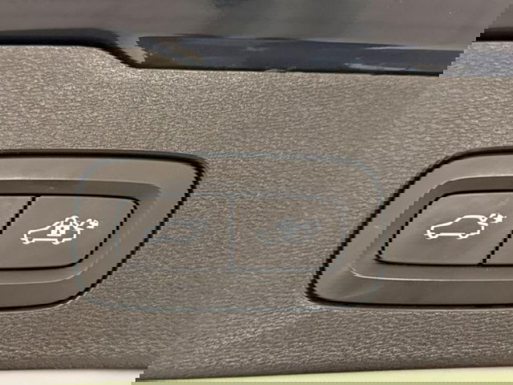 Volvo V60 usata a Como (17)