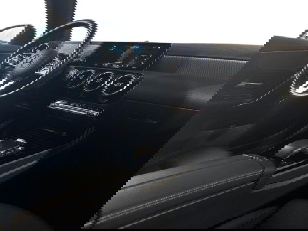 Mercedes-Benz CLA Shooting Brake usata a Bologna (15)