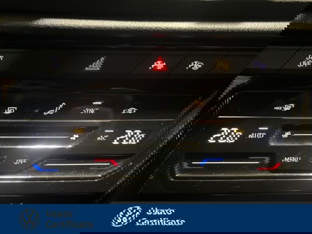 Volkswagen T-Roc usata a Vicenza (14)