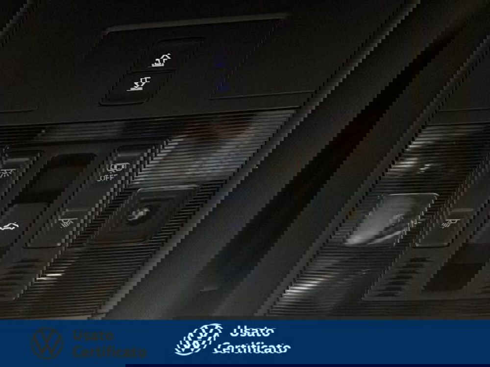 Volkswagen T-Roc usata a Vicenza (18)