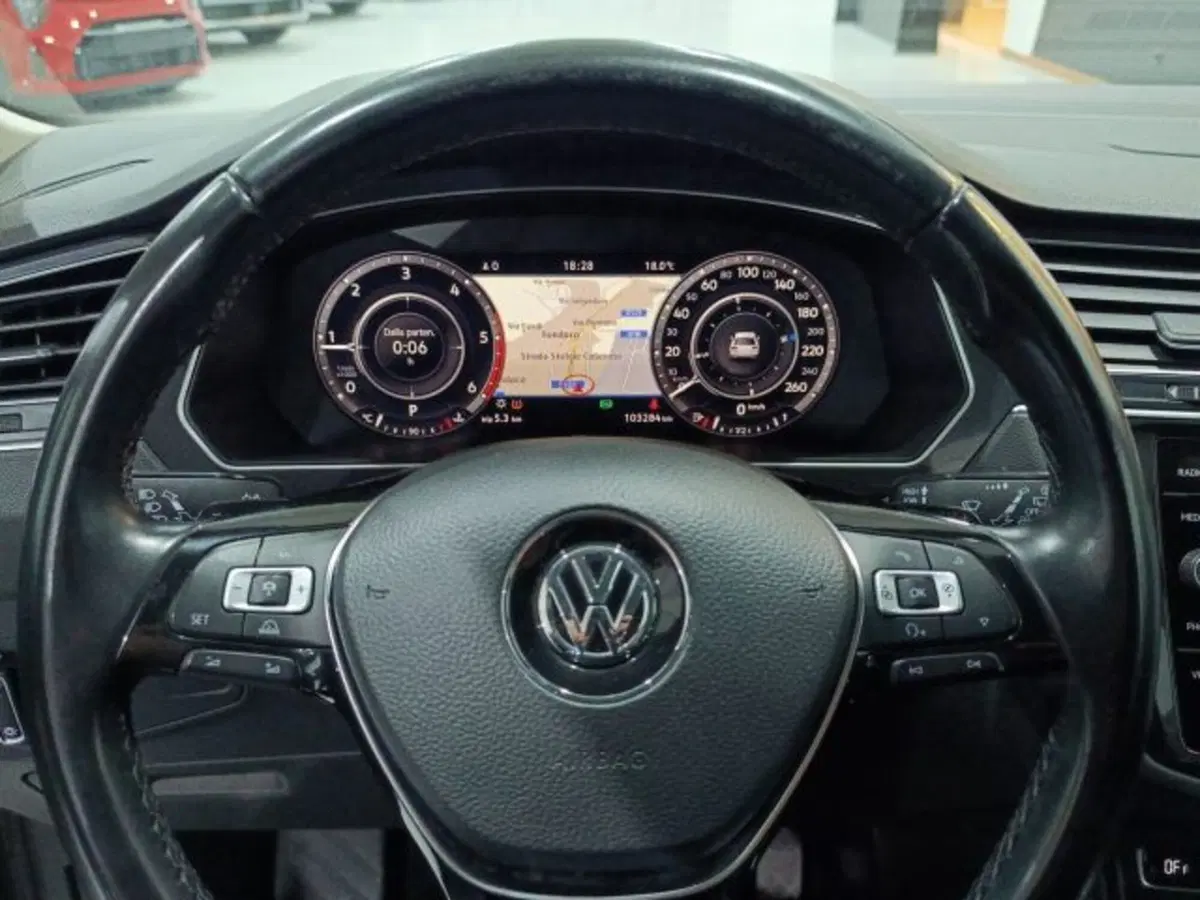 Volkswagen Tiguan usata a Catania (18)
