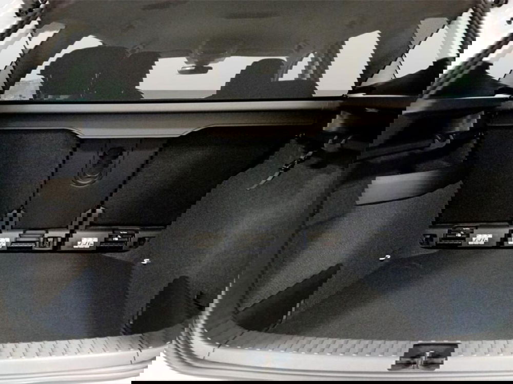 Skoda Karoq nuova a Piacenza (7)