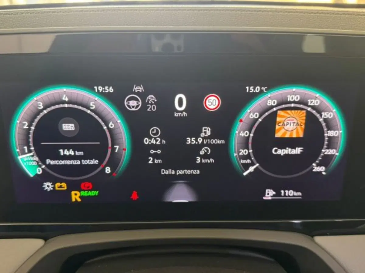 Volkswagen Passat nuova a Cuneo (10)