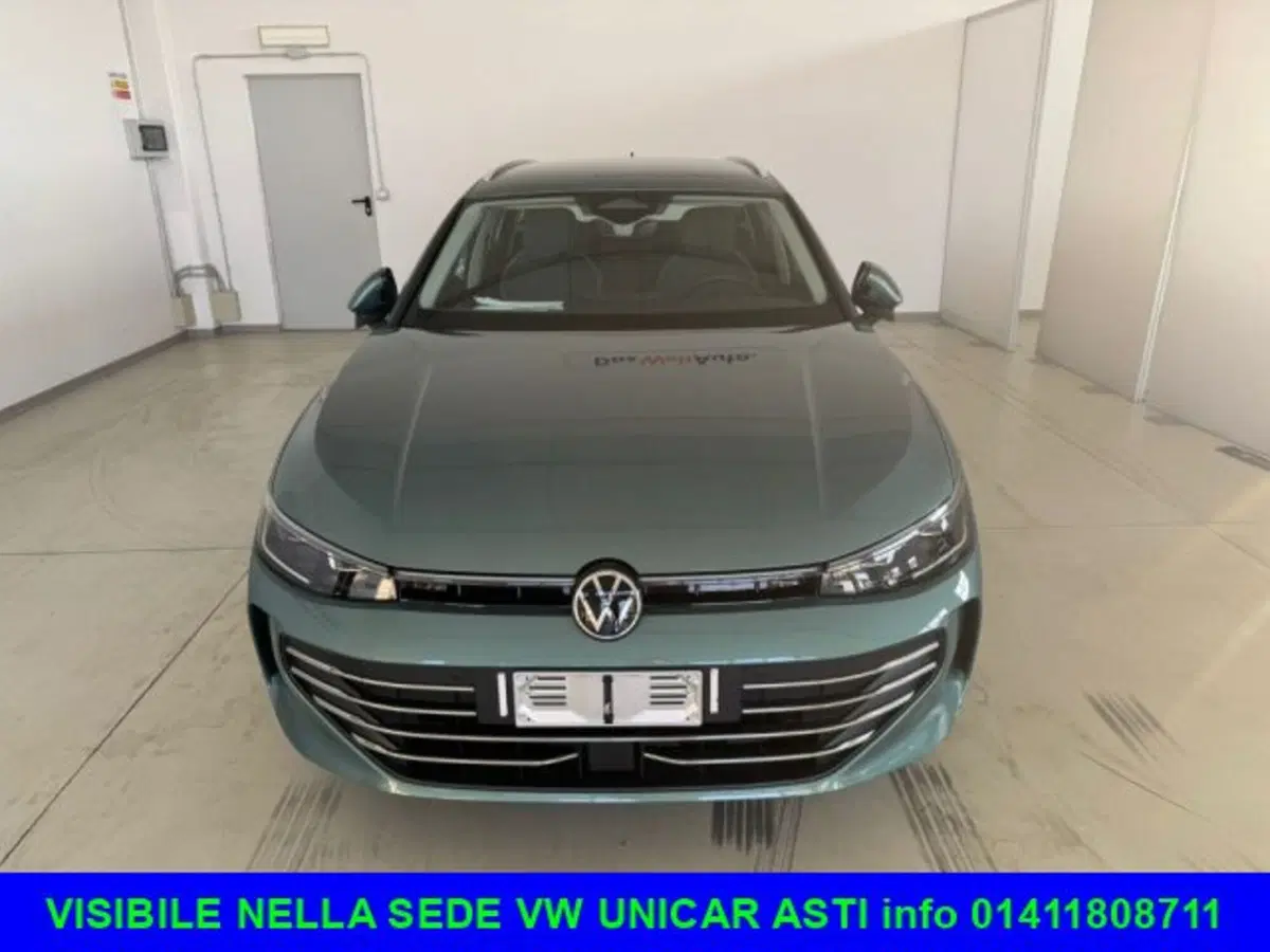 Volkswagen Passat nuova a Cuneo (2)