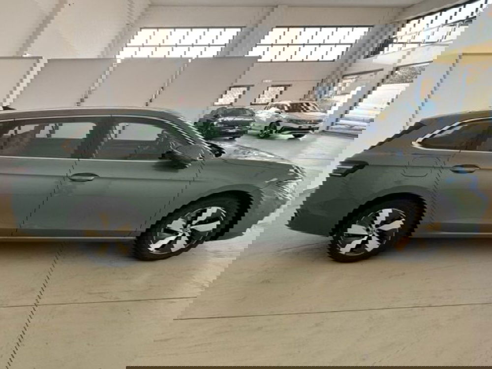 Volkswagen Passat nuova a Cuneo (4)