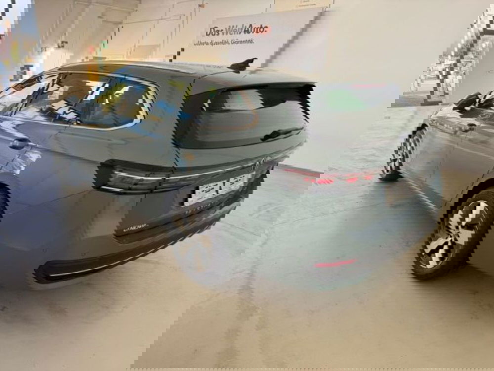 Volkswagen Passat nuova a Cuneo (7)