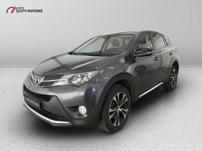 Toyota Rav4 D-4D 2WD Style del 2014 usata a Monza