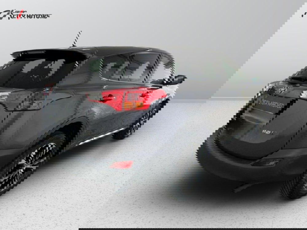 Toyota Rav4 usata a Monza e Brianza (6)