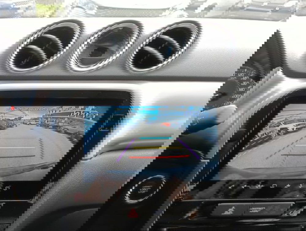 Suzuki Vitara nuova a Brescia (11)