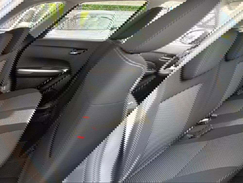 Suzuki Vitara nuova a Brescia (17)