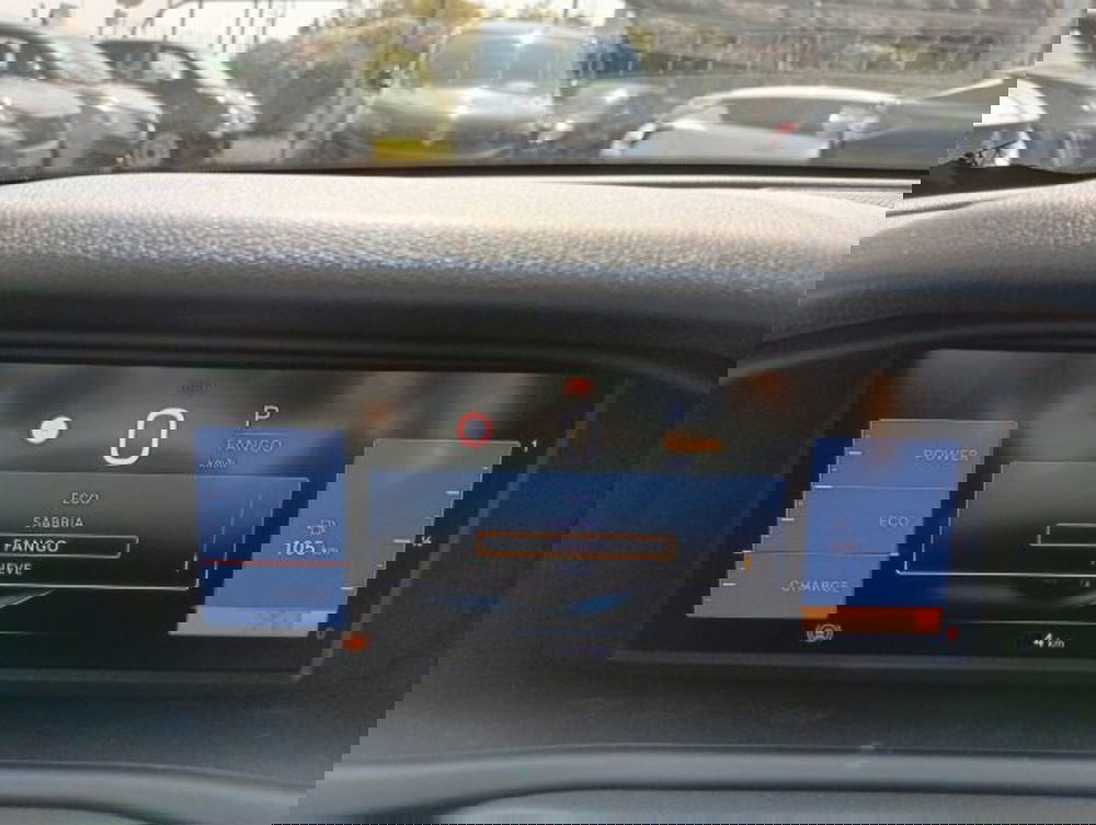 Jeep Avenger nuova a Brescia (8)