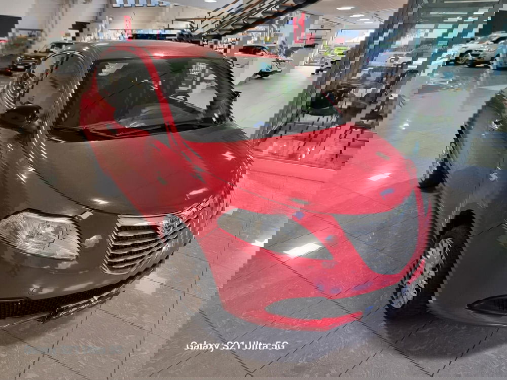 Lancia Ypsilon usata a Alessandria (3)