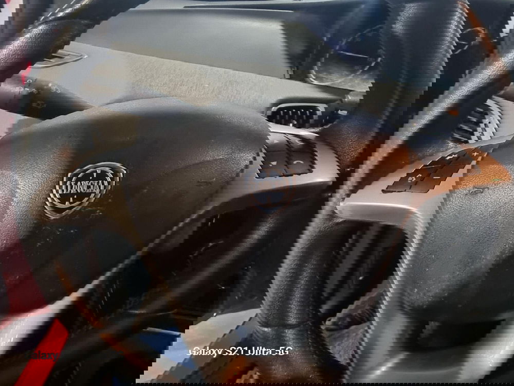 Lancia Ypsilon usata a Alessandria (7)