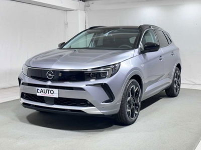Opel Grandland 1.2 Turbo 12V 130 CV Ultimate nuova a Montagna in Valtellina