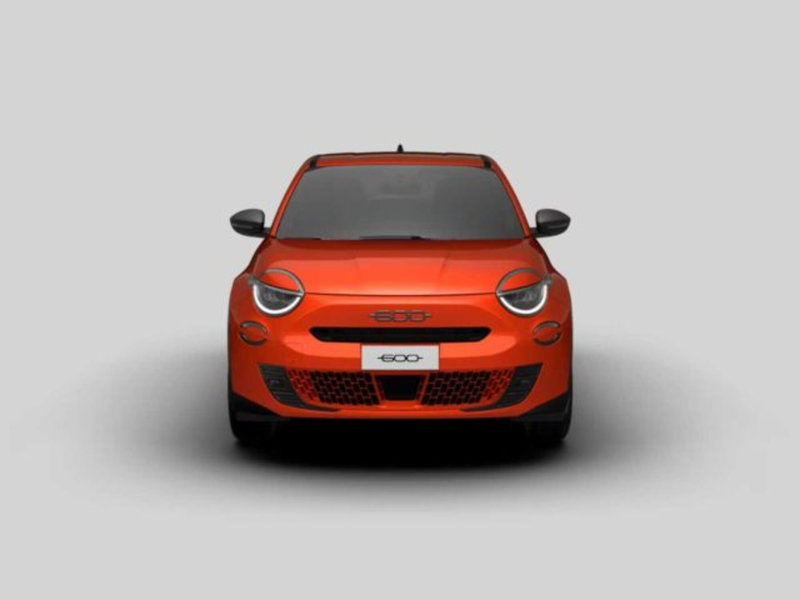 Fiat 600 nuova a Sondrio (7)
