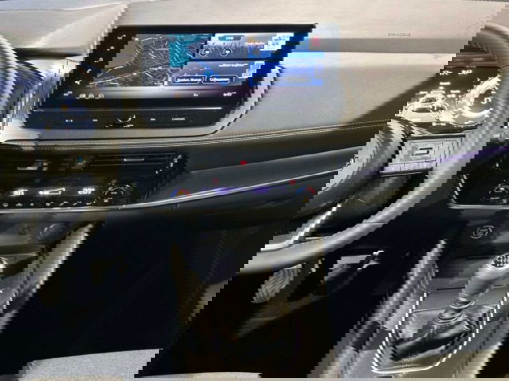 Nissan Qashqai nuova a Sondrio (13)