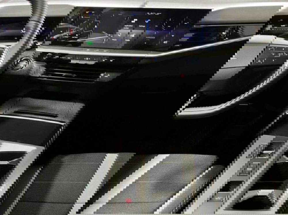 Opel Grandland nuova a Sondrio (17)