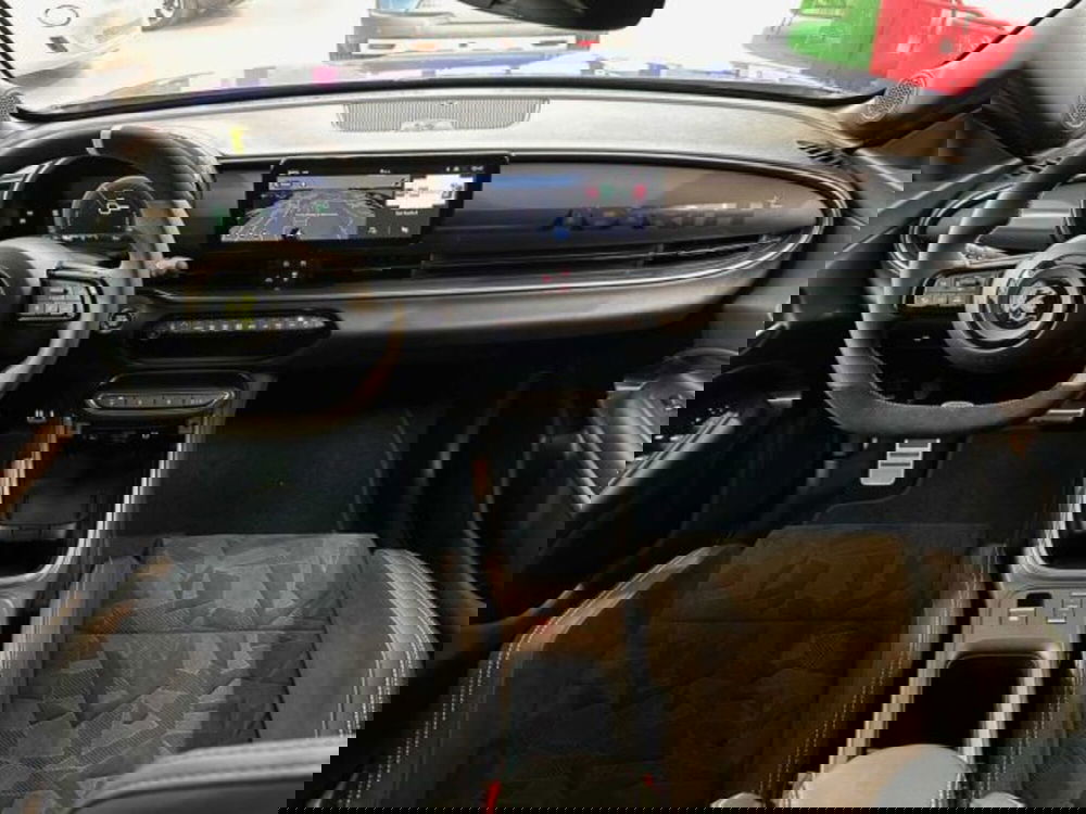 Abarth 600e nuova a Sondrio (12)