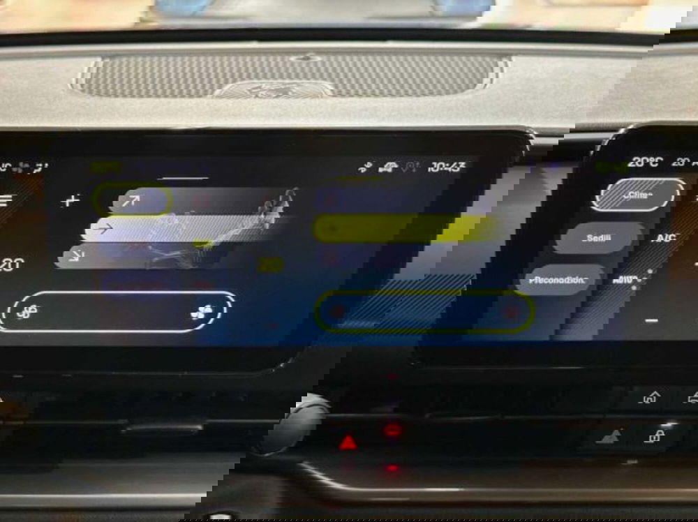 Abarth 600e nuova a Sondrio (20)